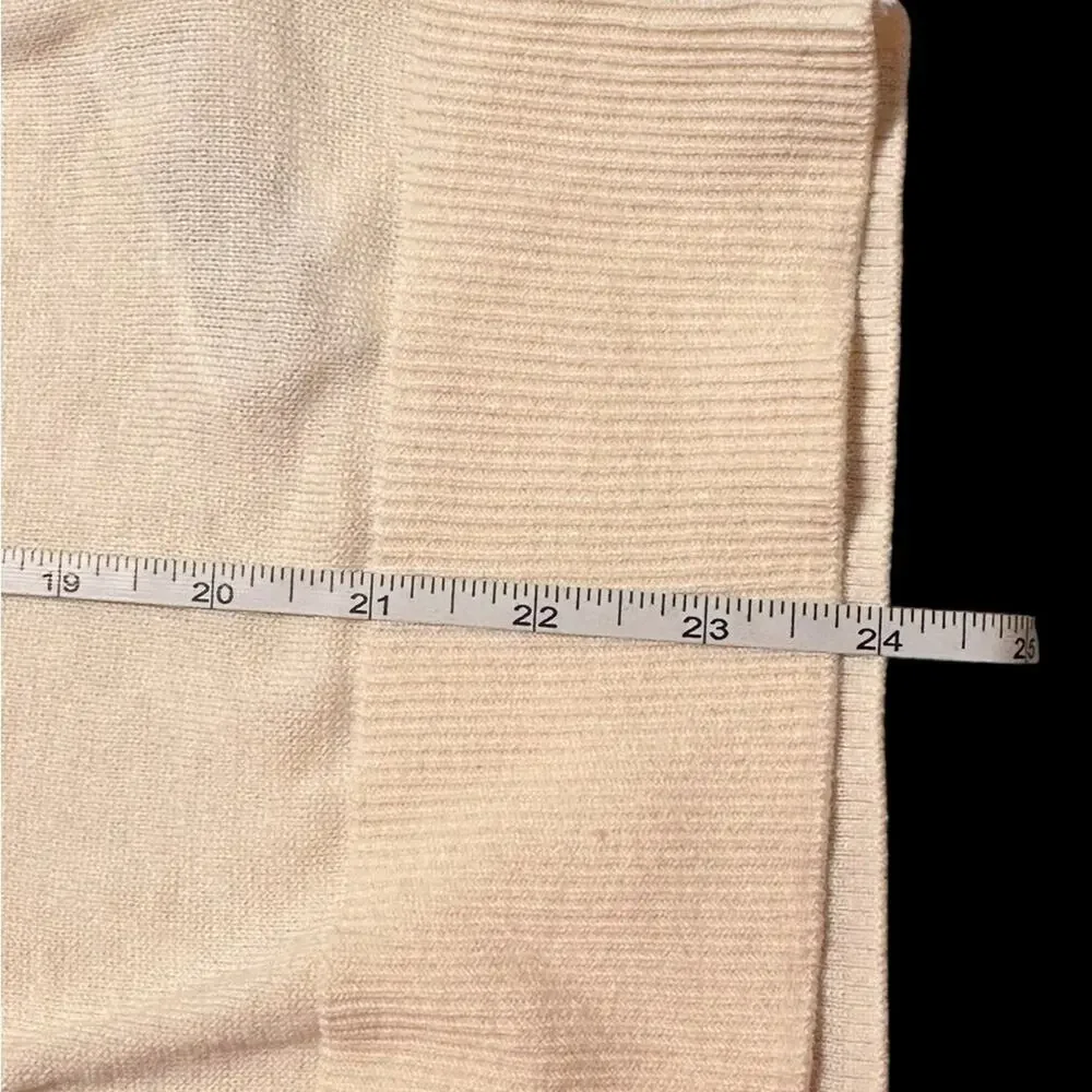 Amazon Essentials Size Small Light Peach V Neck Cardigan